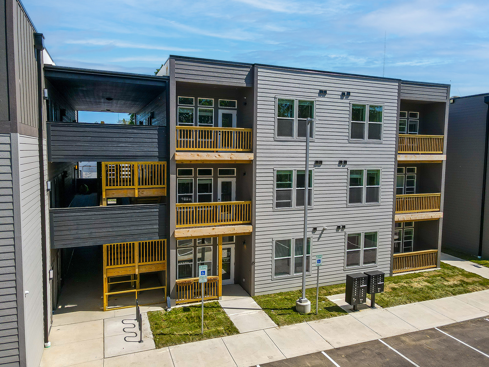 304 Woodland Avenue - 2 I
